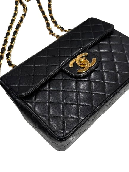 Chanel Vintage Jumbo Classic Flap