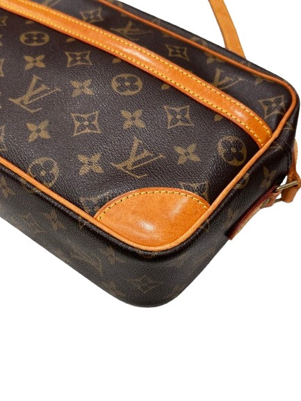 Louis Vuitton Trocadero 27 Crossbody